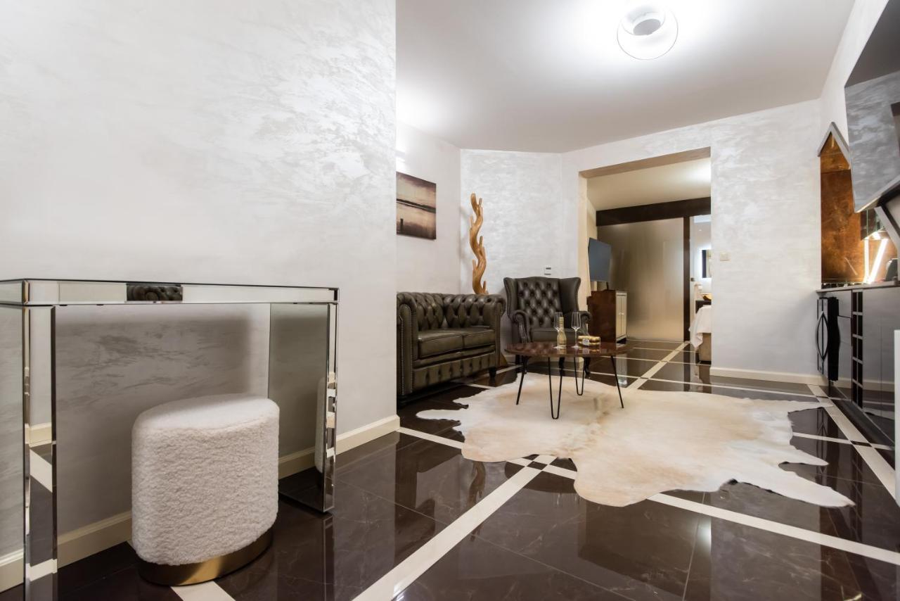 Suites Kod Guste Sukošan Extérieur photo